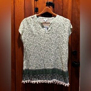 J Jill Women’s Green Printed Tassel-Hem Top